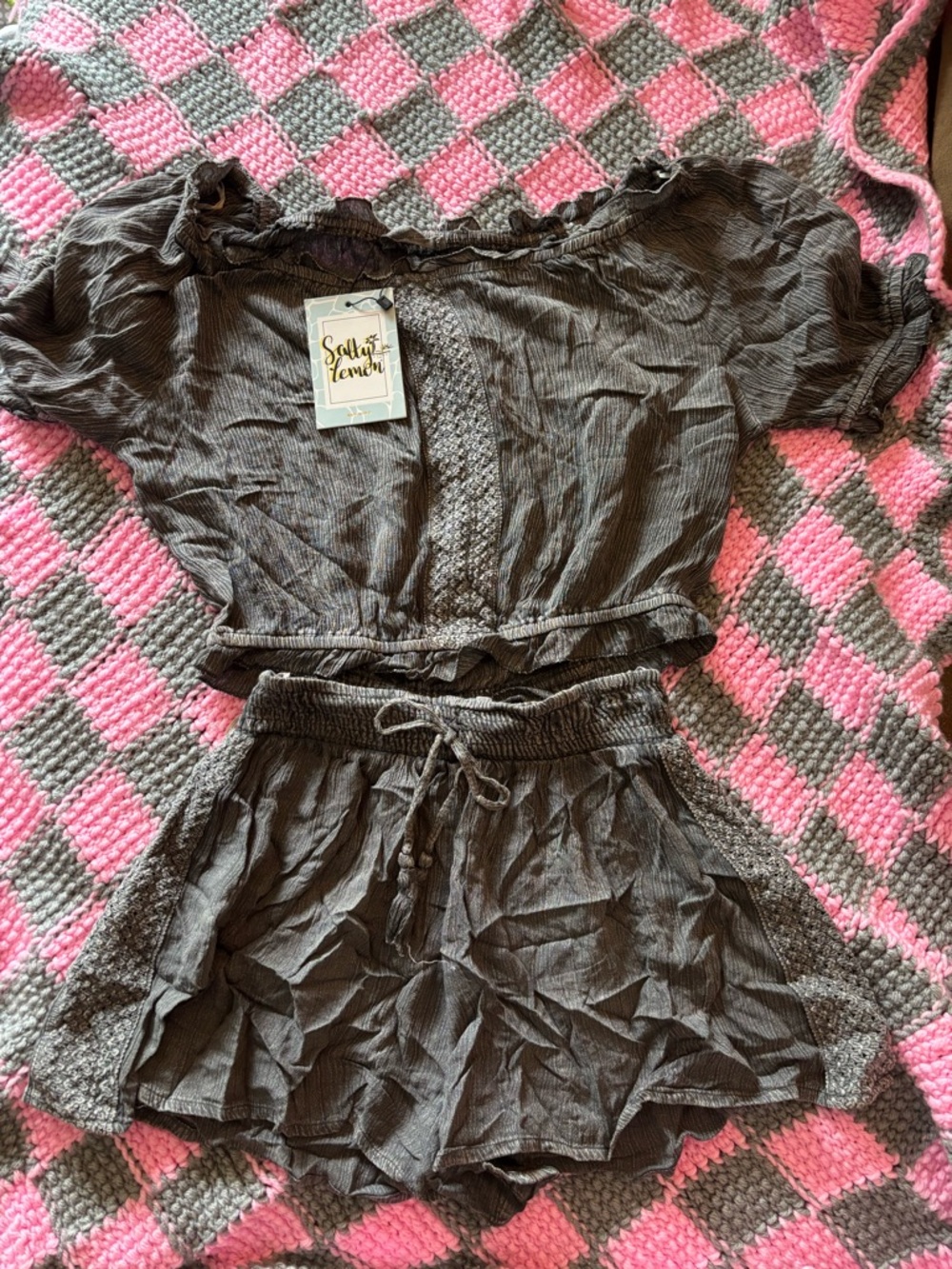 Women's Charcoal Cropped Top & Shorts Set - Charcoal Gray